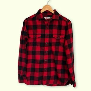 Mossimo Supply Flannel Red and Black Long Sleeve Women’s Medium